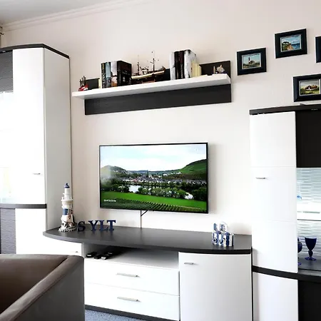 Apartment 2-zimmer-appartement Im 1. Obergeschoss
